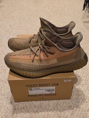 adidas gazelle silver green womens adidas Yeezy Boost 350 V2 Sand Taupe